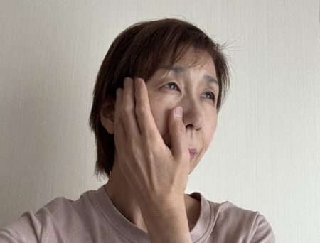 食いしばり・顎関節をゆるめると足まで軽くなる理由**